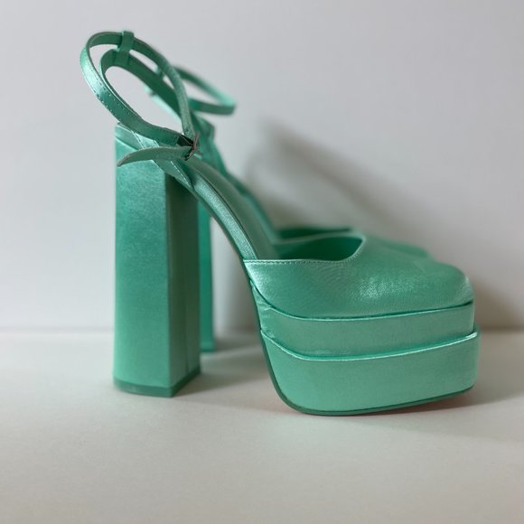Public Desire Wide Fit Exclusive Moonchild platform heeled shoes in pale green - Picture 2 of 5